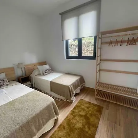 Casa Independiente Con Jardin *